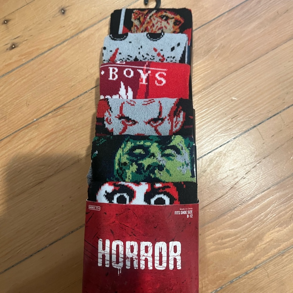 Bioworld Horror Themed Men's Socks - Red, Black, Green